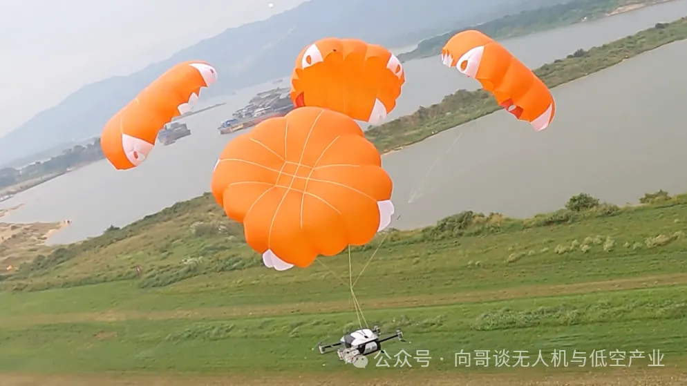 降落傘將是無人機(jī)標(biāo)配嗎？看看行業(yè)標(biāo)桿大疆就知道了